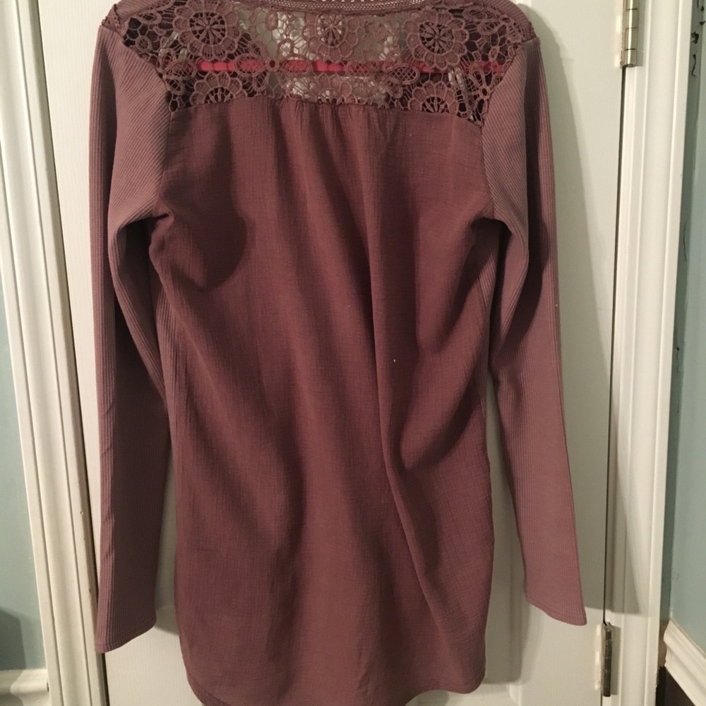 Gimmicks Top Size Medium